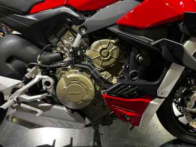 Ducati Streetfighter V4S 2022