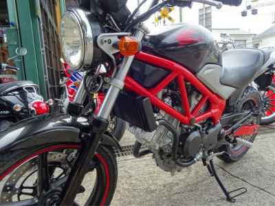 Honda VTR250 2011