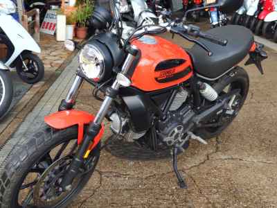 Ducati Scrambler Sixty2 2018