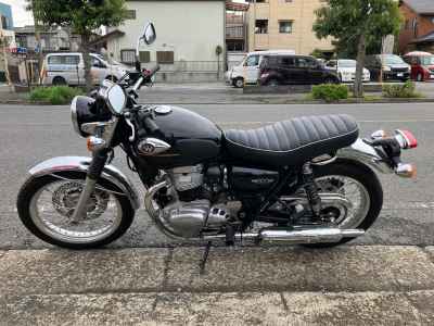 Kawasaki W800 2025