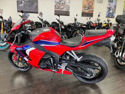 Honda CBR600RR 2021