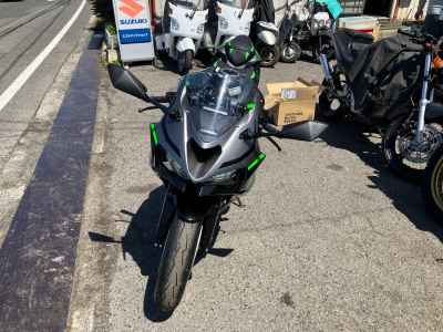Kawasaki Ninja ZX-6R 2024