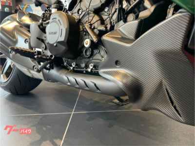 Ducati Diavel V4 2024