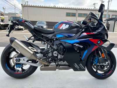 BMW M1000RR 2025