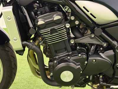 Kawasaki Z900RS 2022