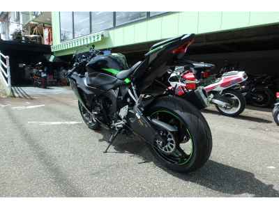 Kawasaki Ninja ZX-6R 2025