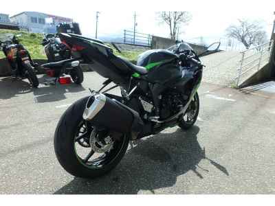 Kawasaki Ninja ZX-6R 2025
