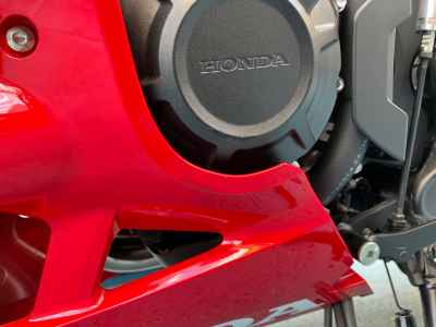 Honda CBR650R E-Clutch 2025