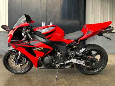 Honda CBR1000RR 2010