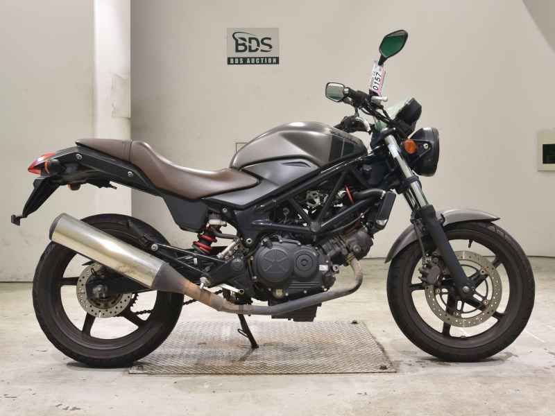 Honda VTR250 2017