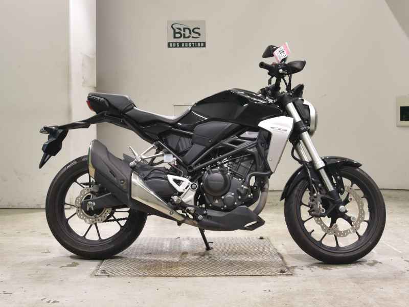 Honda CB250R 2018