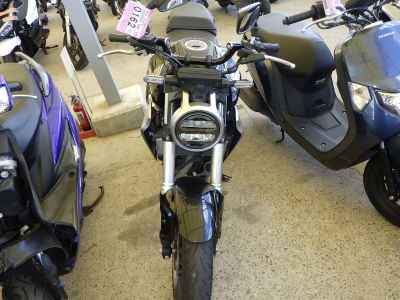 Honda CB250R 2018