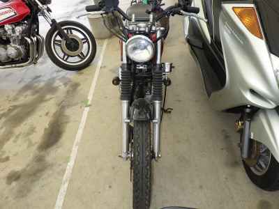 Yamaha SR400 2011