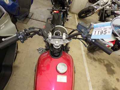 Yamaha SR400 2011