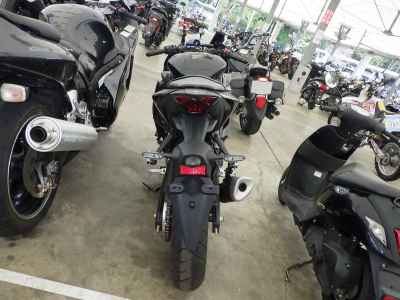Yamaha YZF-R25 2023