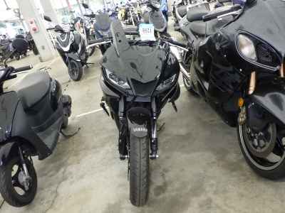 Yamaha YZF-R25 2023