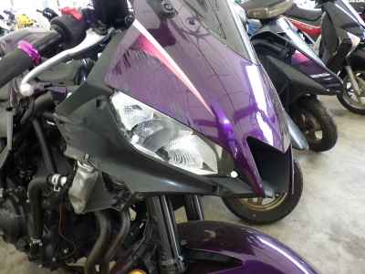 Yamaha YZF-R25 2023
