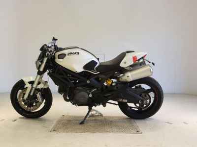 Ducati Monster 696 2010