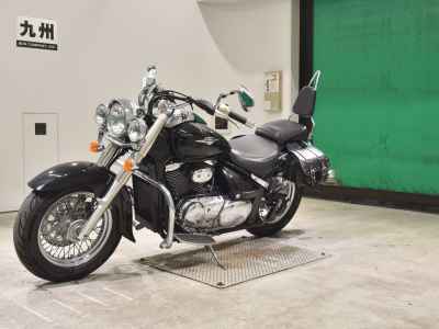 Suzuki Intruder 400 Classic 2016