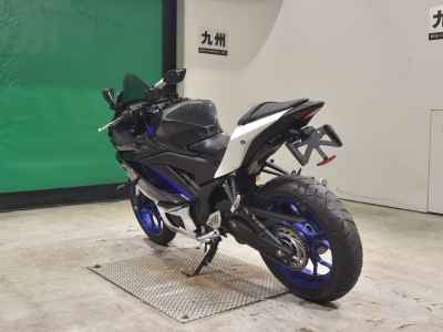 Yamaha YZF-R25 2020