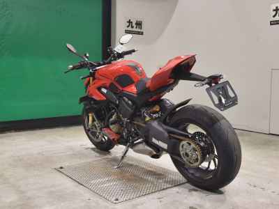 Ducati Streetfighter V4S 2024