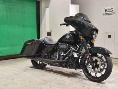 Harley-Davidson Street Glide FLHXS1870 2023