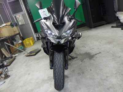 Kawasaki Ninja ZX-25R 2022