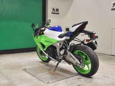 Kawasaki Ninja ZX-6R 2025