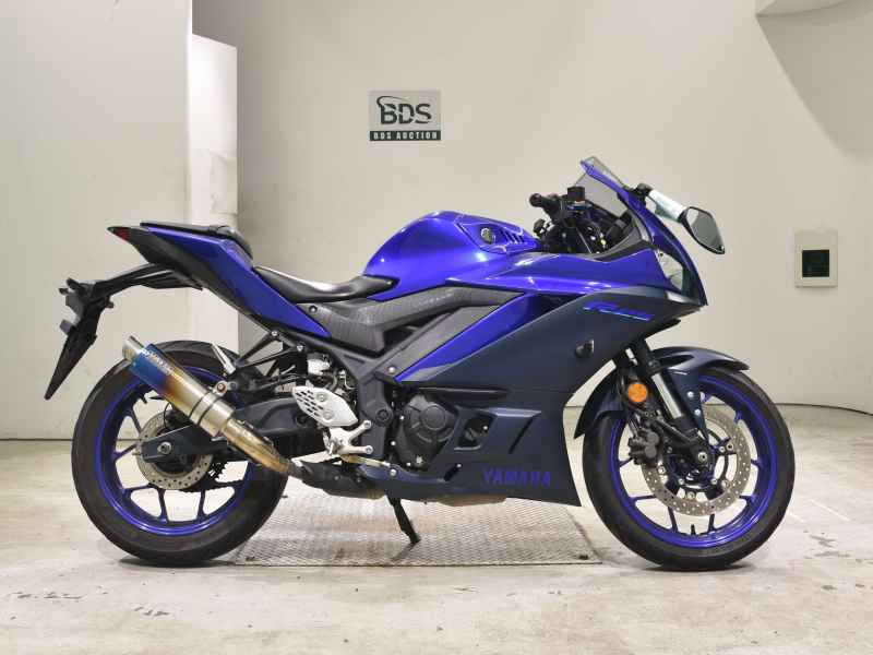 Yamaha YZF-R25 2022