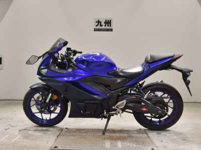Yamaha YZF-R25 2022