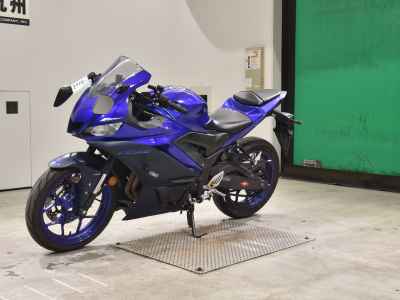 Yamaha YZF-R25 2022
