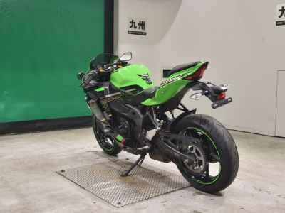Kawasaki Ninja ZX-25R 2021