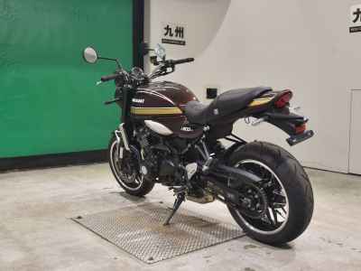 Kawasaki Z900RS 2025