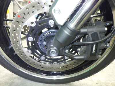 Kawasaki Z900RS 2025