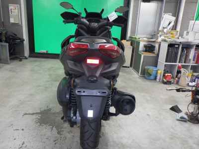 Yamaha XMAX 250 2025
