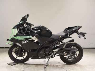 Kawasaki Ninja 400 2024