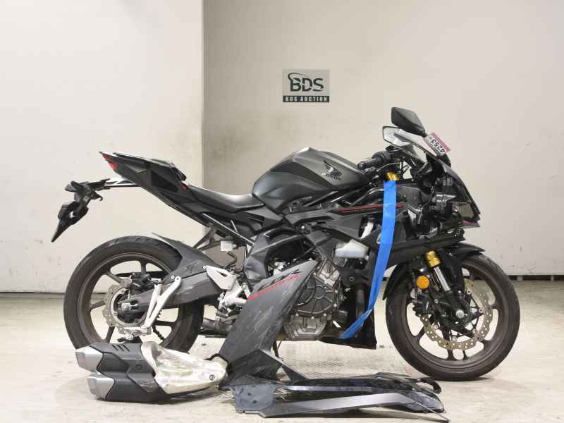 Honda CBR250RR 2023