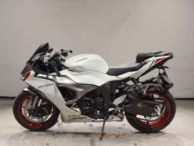 Kawasaki Ninja ZX-6R 2025