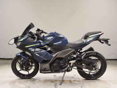 Kawasaki Ninja 400 2021