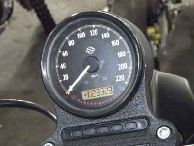 Harley-Davidson Sportster Iron XL883N 2015
