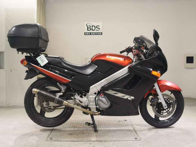 Kawasaki ZZR250 2006