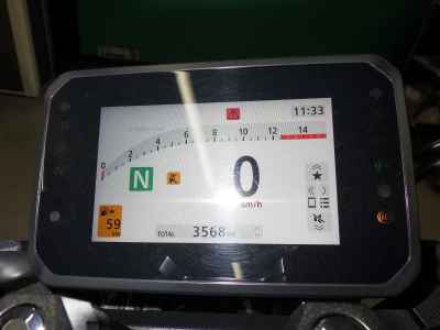 Honda CB650R E-Clutch 2024