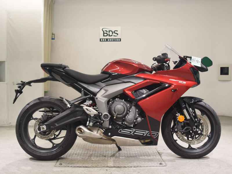 Triumph Daytona 660 2024