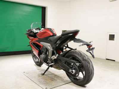 Triumph Daytona 660 2024