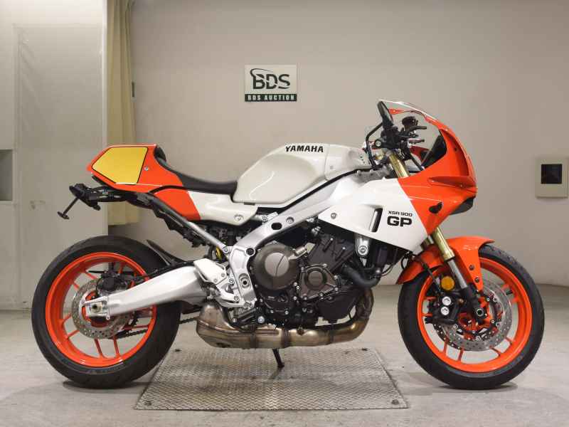 Yamaha XSR900 GP 2024
