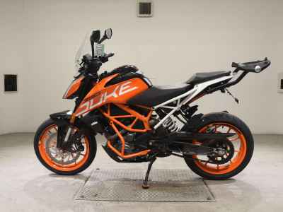 KTM 390 Duke 2021