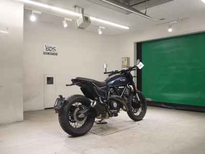 Ducati Scrambler Nightshift 2024