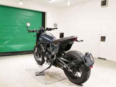 Ducati Scrambler Nightshift 2024