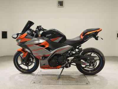 Kawasaki Ninja 400 2018