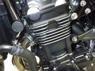 Kawasaki Z900RS 2023